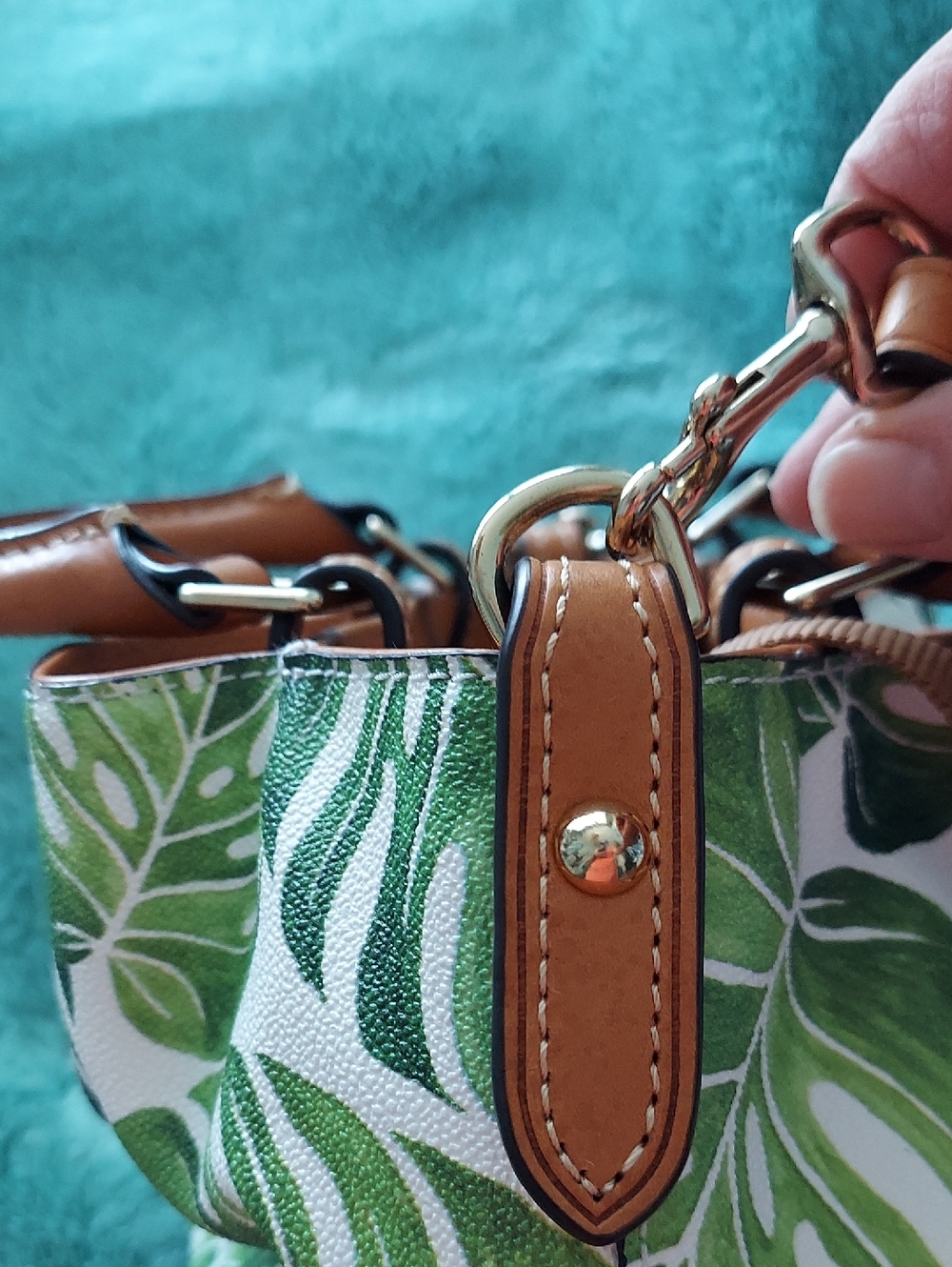 Dooney & Bourke Crossbody Mini Barlow Tote - Picture 12 of 12